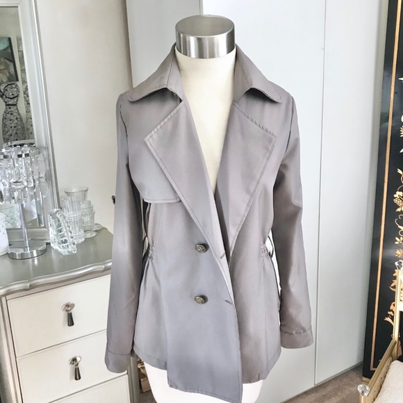 Short Trench Coat - Picture 1 of 10